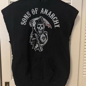 Gildan Black Heavy Blend Hooded Sweatshirt Label Detail